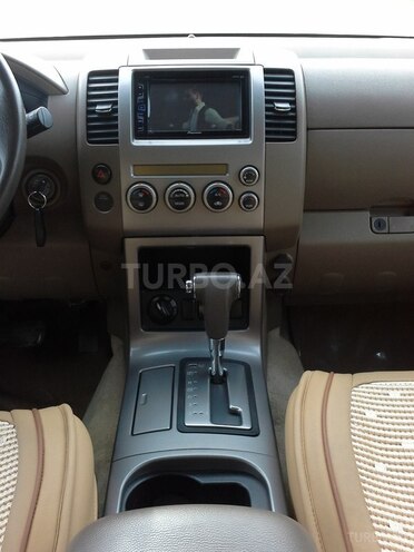 Nissan Pathfinder 2005, 298,452 km - 4.0 l - Ağdaş