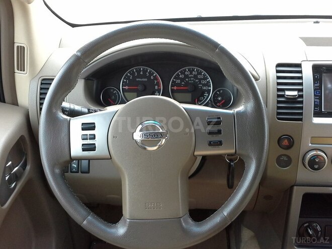 Nissan Pathfinder 2005, 298,452 km - 4.0 l - Ağdaş
