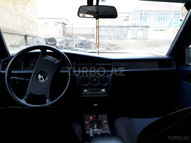 Mercedes 190 1992, 230,000 km - 2.0 l - Bakı