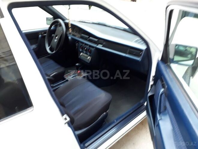 Mercedes 190 1992, 230,000 km - 2.0 l - Bakı