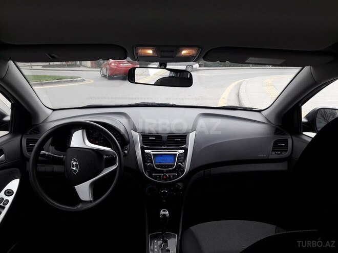 Hyundai Accent 2011, 60,000 km - 1.4 l - Bakı