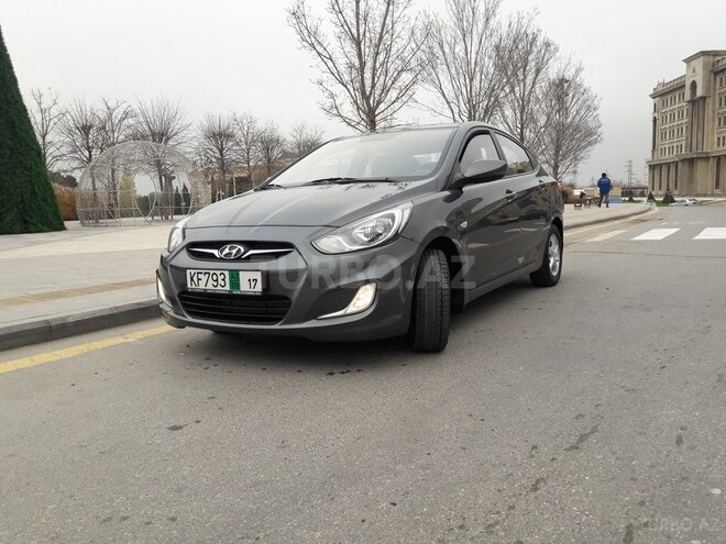 Hyundai Accent 2011, 60,000 km - 1.4 l - Bakı