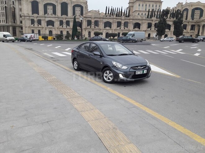 Hyundai Accent 2011, 60,000 km - 1.4 l - Bakı