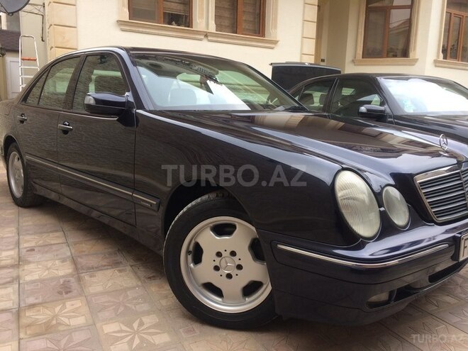 Mercedes E 270 2001, 152,825 km - 2.7 l - Bakı