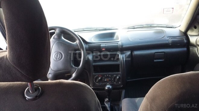 Opel Astra 1996, 257,778 km - 1.6 л - Zaqatala