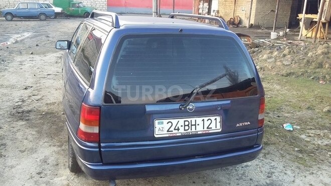 Opel Astra 1996, 257,778 km - 1.6 л - Zaqatala