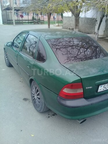 Opel Vectra 1995, 383,000 km - 1.8 l - Sumqayıt