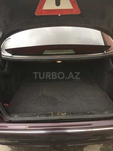 Mercedes E 220 2001, 293,000 km - 2.2 l - Bakı