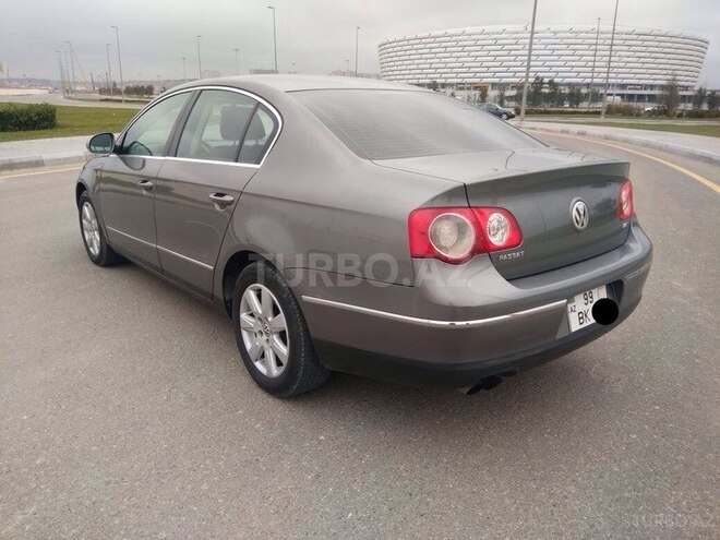 Volkswagen Passat 2005, 286,000 km - 2.0 l - Bakı