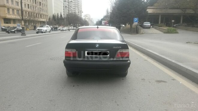 BMW 320 1998, 195,000 km - 2.0 l - Bakı