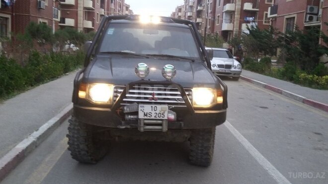 Mitsubishi Pajero 1996, 300,000 km - 3.0 л - Bakı