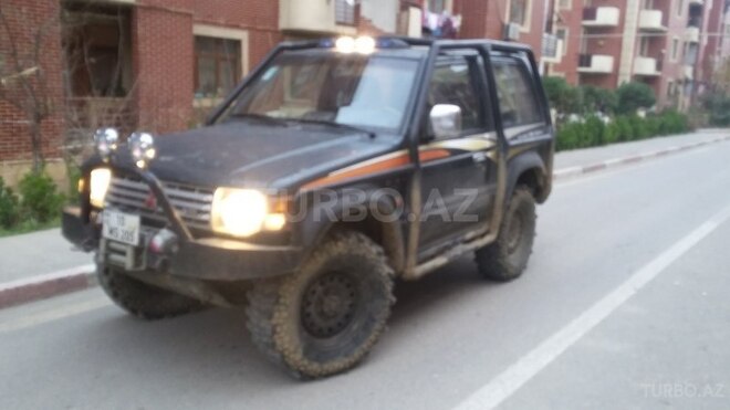 Mitsubishi Pajero 1996, 300,000 km - 3.0 л - Bakı