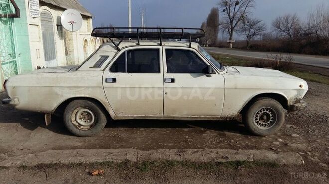 GAZ 24-10 1990, 500,000 km - 0.3 l - Quba