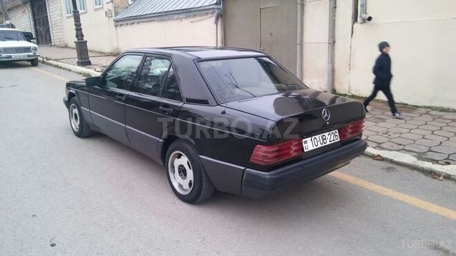 Mercedes 190 1993, 282,272 km - 1.8 l - Şamaxı