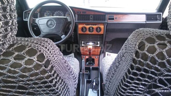 Mercedes 190 1993, 282,272 km - 1.8 l - Şamaxı