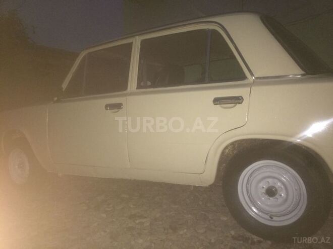 LADA (VAZ) 2101 1971, 250,000 km - 1.3 l - Astara