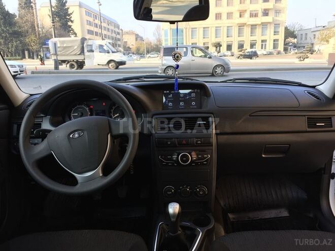 LADA (VAZ) Priora 2017, 8,800 km - 1.6 l - Bakı