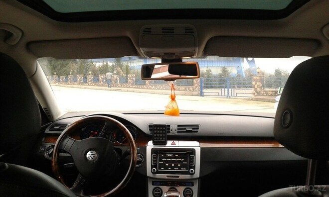 Volkswagen Passat 2009, 200,000 km - 1.8 l - Qusar