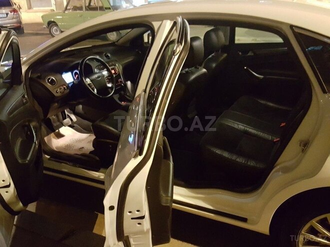 Ford Mondeo 2013, 126,000 km - 2.3 l - Bakı