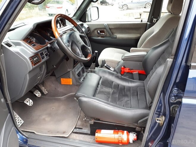 Mitsubishi Pajero 1998, 282,500 km - 3.0 l - Bakı