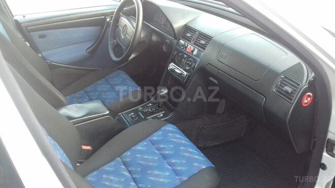 Mercedes C 180 1998, 23,000 km - 1.8 л - Gəncə