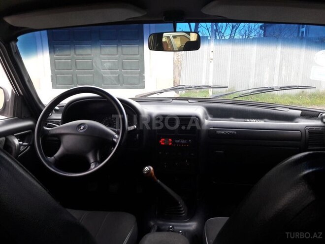 GAZ 3110 2004, 220,000 km - 2.4 l - Bakı
