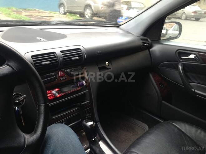 Mercedes C 200 2002, 234,000 km - 2.0 л - Bakı