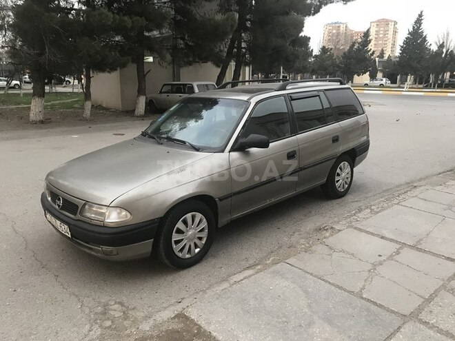 Opel Astra 1995, 176,700 km - 1.6 l - Sumqayıt