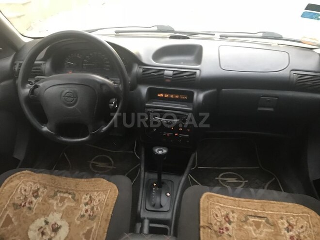 Opel Astra 1995, 176,700 km - 1.6 l - Sumqayıt