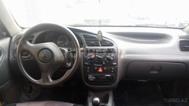 Daewoo Lanos 2010, 160,000 km - 1.3 l - Bakı