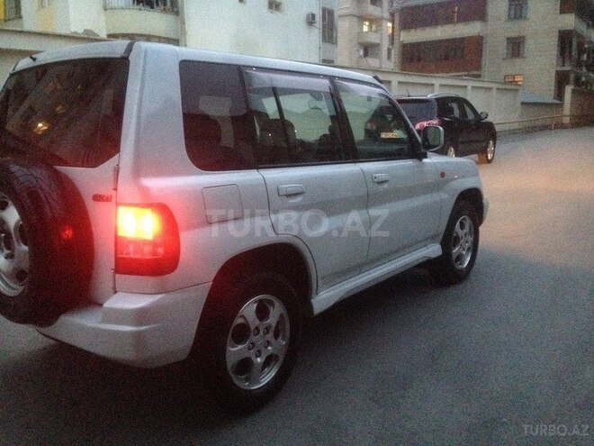 Mitsubishi Pajero io 1999, 313,000 km - 1.8 l - Bakı