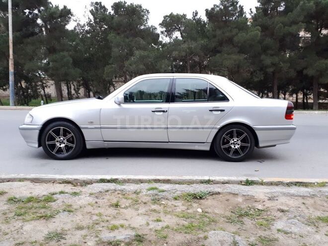 Mercedes C 240 1997, 263,000 km - 2.4 l - Bakı