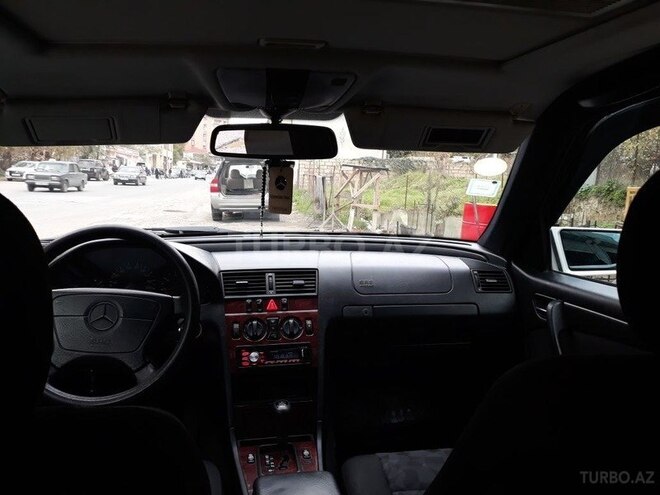 Mercedes C 220 1999, 270,340 km - 2.2 l - Bakı