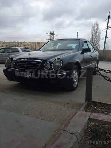 Mercedes E 220 2002, 368,000 km - 2.2 l - Bakı