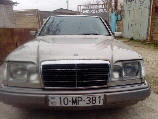Mercedes E 250 1995, 542,185 km - 2.5 л - Bakı