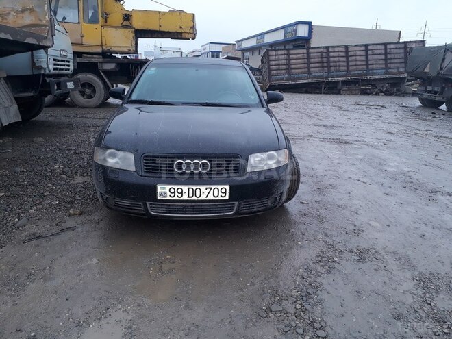 Audi A4 2003, 194,070 km - 1.8 l - Xaçmaz