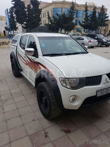 Mitsubishi L200 2008, 216,000 km - 2.5 l - Sumqayıt