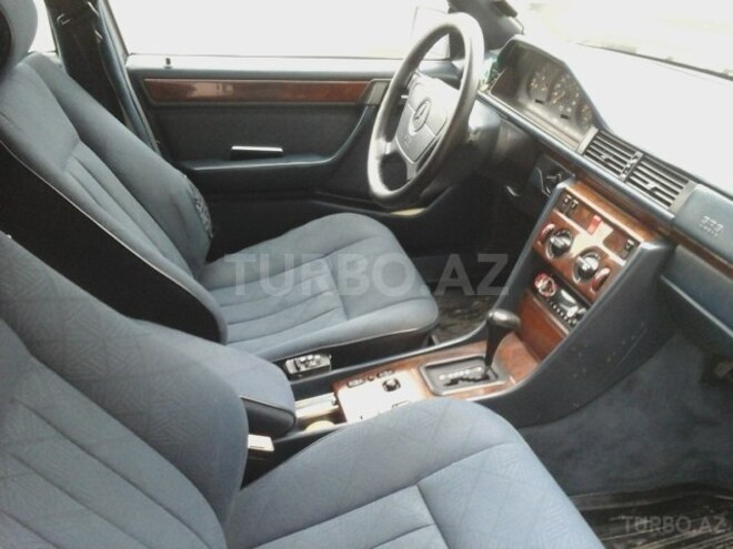 Mercedes E 300 1994, 570,613 km - 3.0 л - Bakı