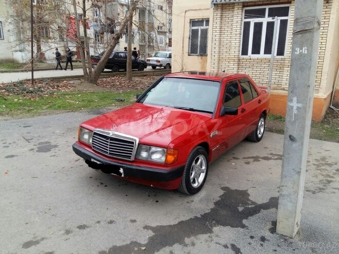 Mercedes 190 1992, 282,546 km - 1.8 л - Şirvan