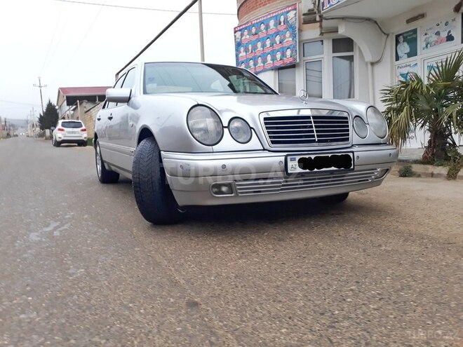 Mercedes E 240 1998, 279,400 km - 2.4 л - Bakı
