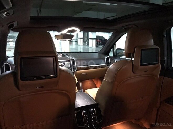 Porsche Cayenne GTS 2013, 88,000 km - 4.8 l - Bakı
