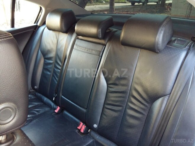 Volkswagen Passat 2005, 150,000 km - 2.0 l - Şirvan