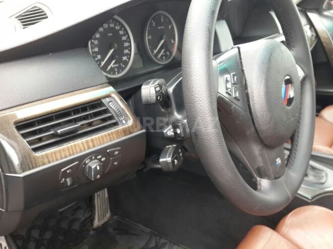 BMW 530 2005, 298,000 km - 3.0 l - Sumqayıt