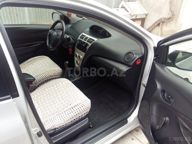 Toyota Yaris 2007, 297,350 km - 1.3 l - Bakı