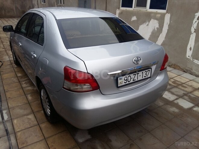 Toyota Yaris 2007, 297,350 km - 1.3 l - Bakı