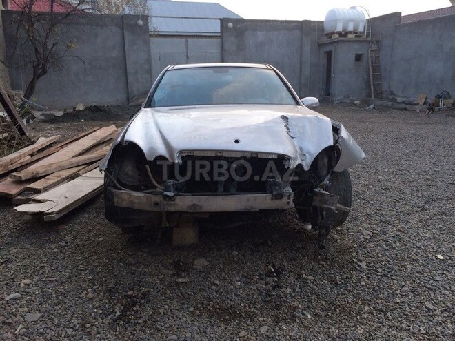 Mercedes E 320 2002, 210,000 km - 2.4 l - Gəncə