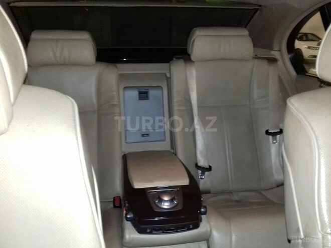 BMW 745 2004, 242,000 km - 4.4 л - Bakı