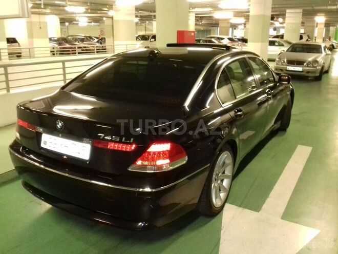BMW 745 2004, 242,000 km - 4.4 л - Bakı