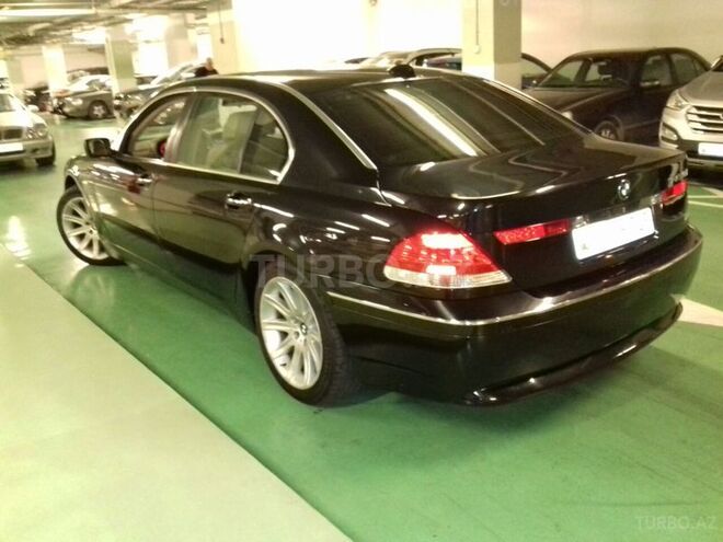 BMW 745 2004, 242,000 km - 4.4 л - Bakı