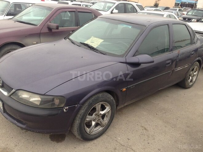 Opel Vectra 1996, 400,000 km - 1.6 l - Bakı